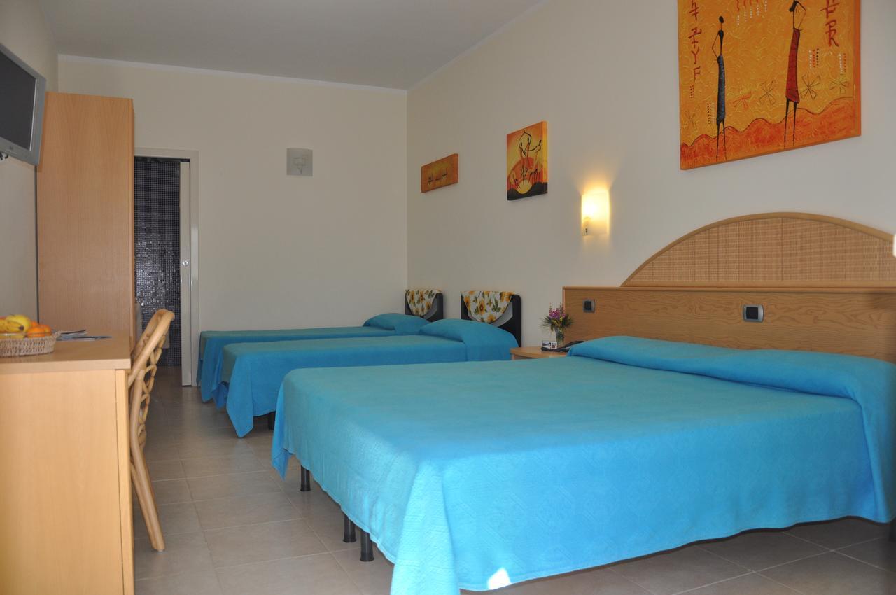 Hotel La Tramontana San Domino Luaran gambar